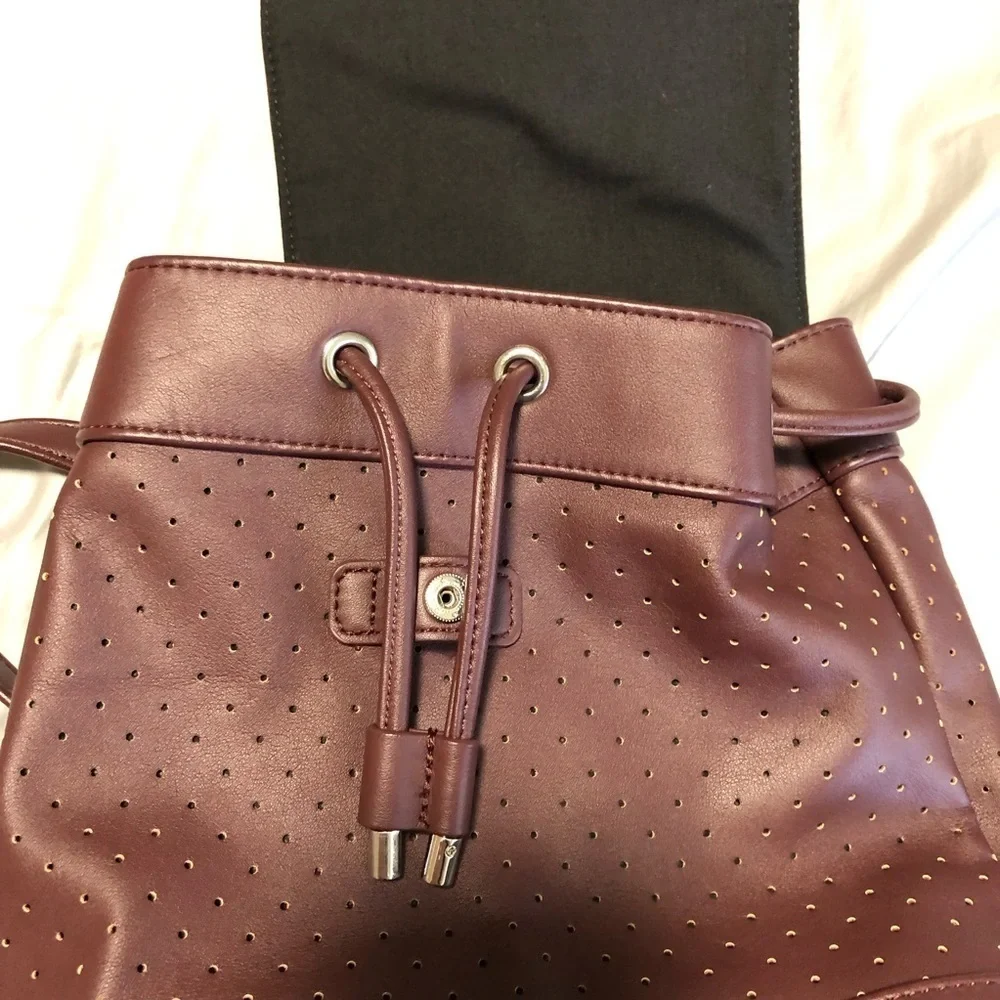 Levi’s mini backpack drawstring purse faux leather - Picture 6 of 7